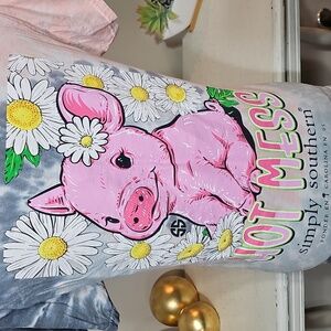 3 for $10 🐷 Simply Southern Hot Mess Pig Daisy Tie Dye Tee Small